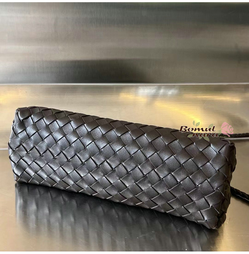 8d443c8c379e6c98ccc6fa77c305b26b_1766252256_9447.jpg 8d443c8c379e6c98ccc6fa77c305b26b_1766252256_9447.jpg