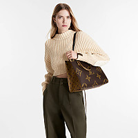 LOUIS VUITTON-M13079 루이비통 화이트 모노그램 LV x TM 온더고 MM