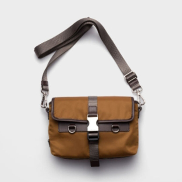 [스페셜오더]PRADA-2ZT071 프라다 리사이클 나일론&가죽 스마트폰 케이스