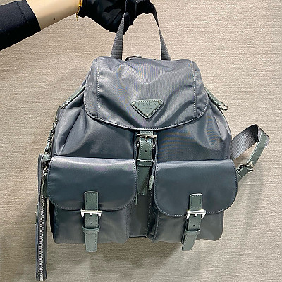 [스페셜오더]PRADA-1BZ811 프라다 블랙나일론&그레이 사피아노 가죽 파우치 백팩