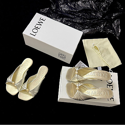 LOEWE-06294 로에베 2026SS 뒤틀린 양가죽 플랫 슬리퍼