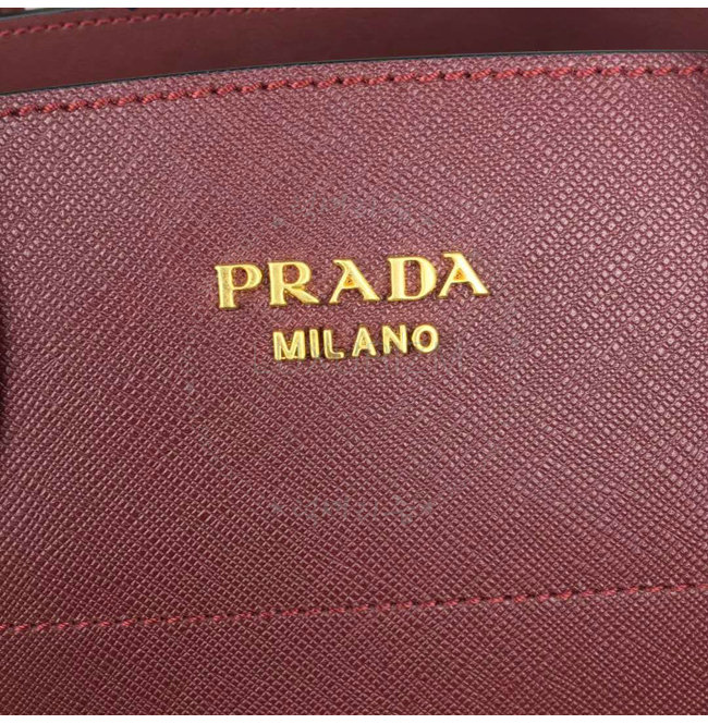 prada2-1030-008.jpg