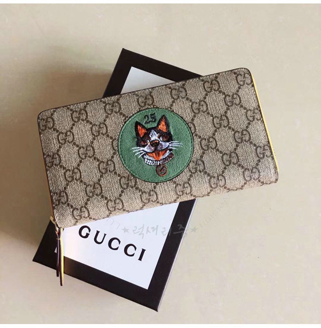 gucci1-0112-001.jpg