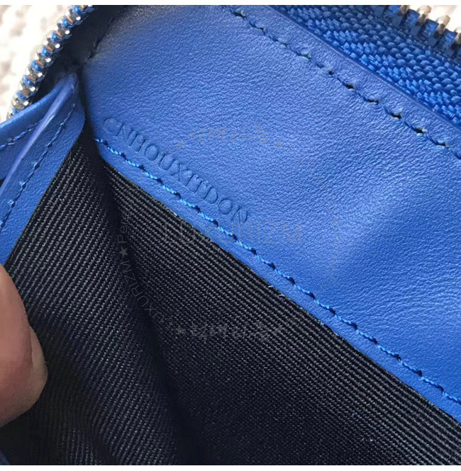 burberry-0120-007.jpg