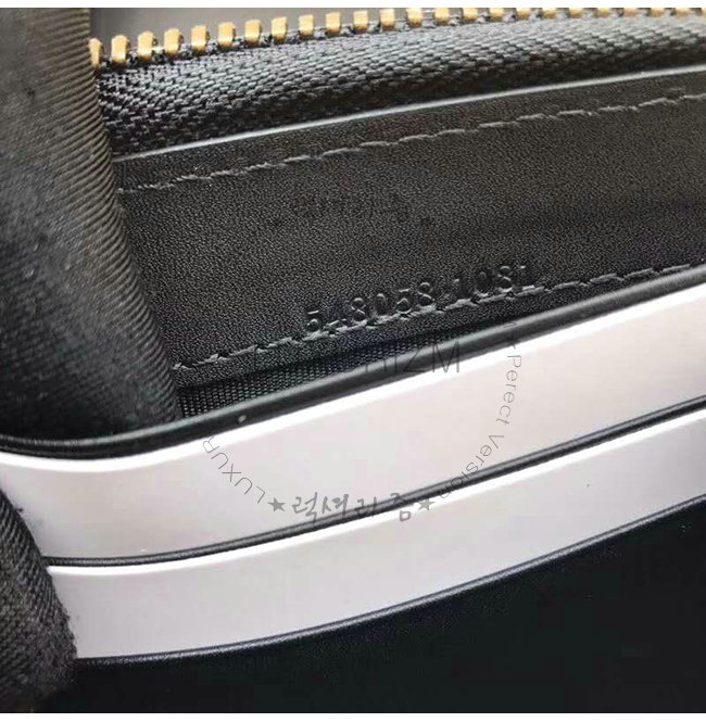 gucci2-1029-009.jpg