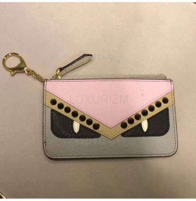 fendi2-0210-001.jpg
