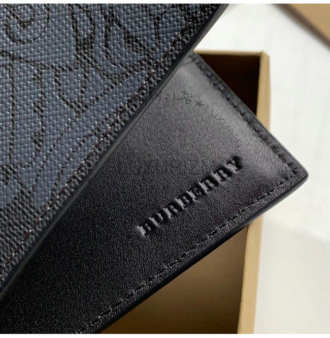 burberry-0107-009.jpg